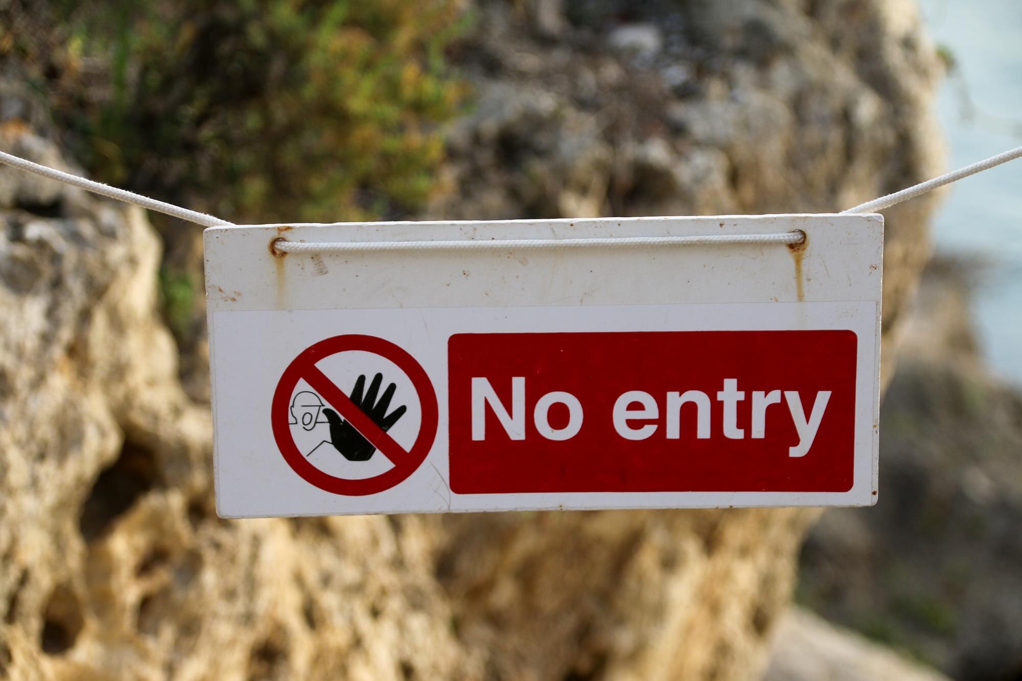 Construction site restricted access sign